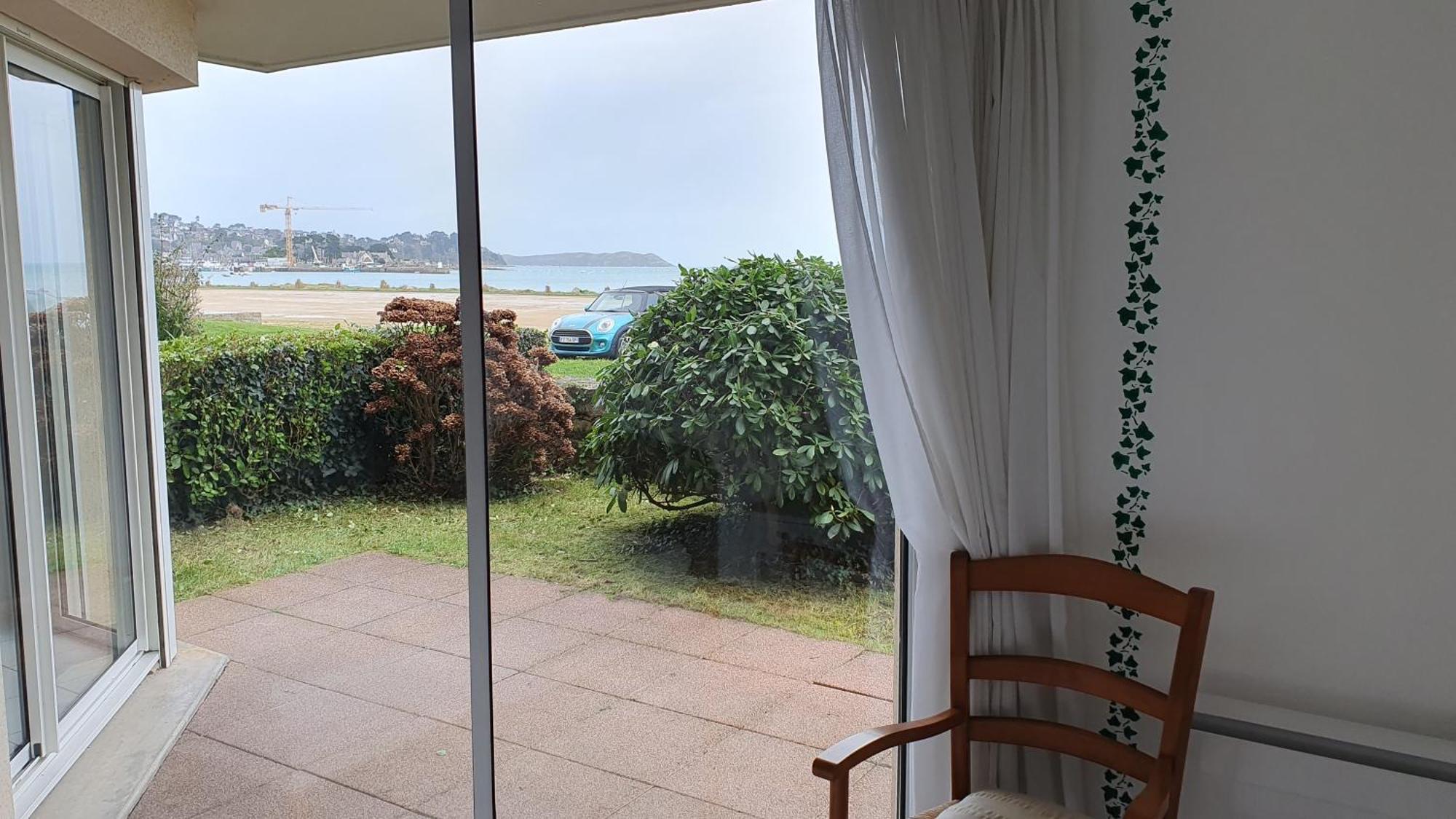 T2, Rdj, 2 Etoiles, Vue Panoramique, Cote De Granit Rose